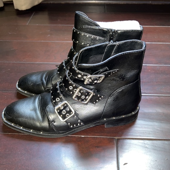 Black Leather 3 buckle boots from ASOS - Picture 4 of 5